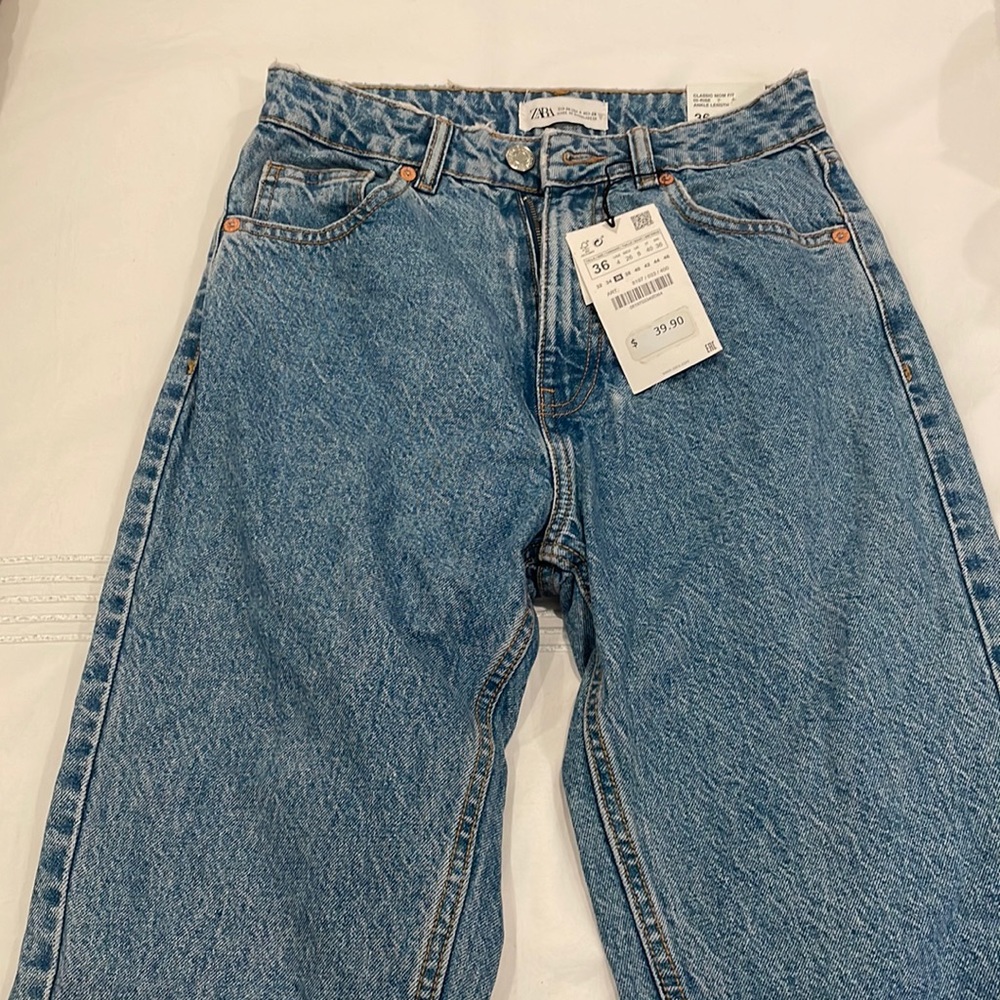 NWT Zara Classic Mom Fit Jeans - Hi-Rise Ankle Length Size USA 4/EURO 36